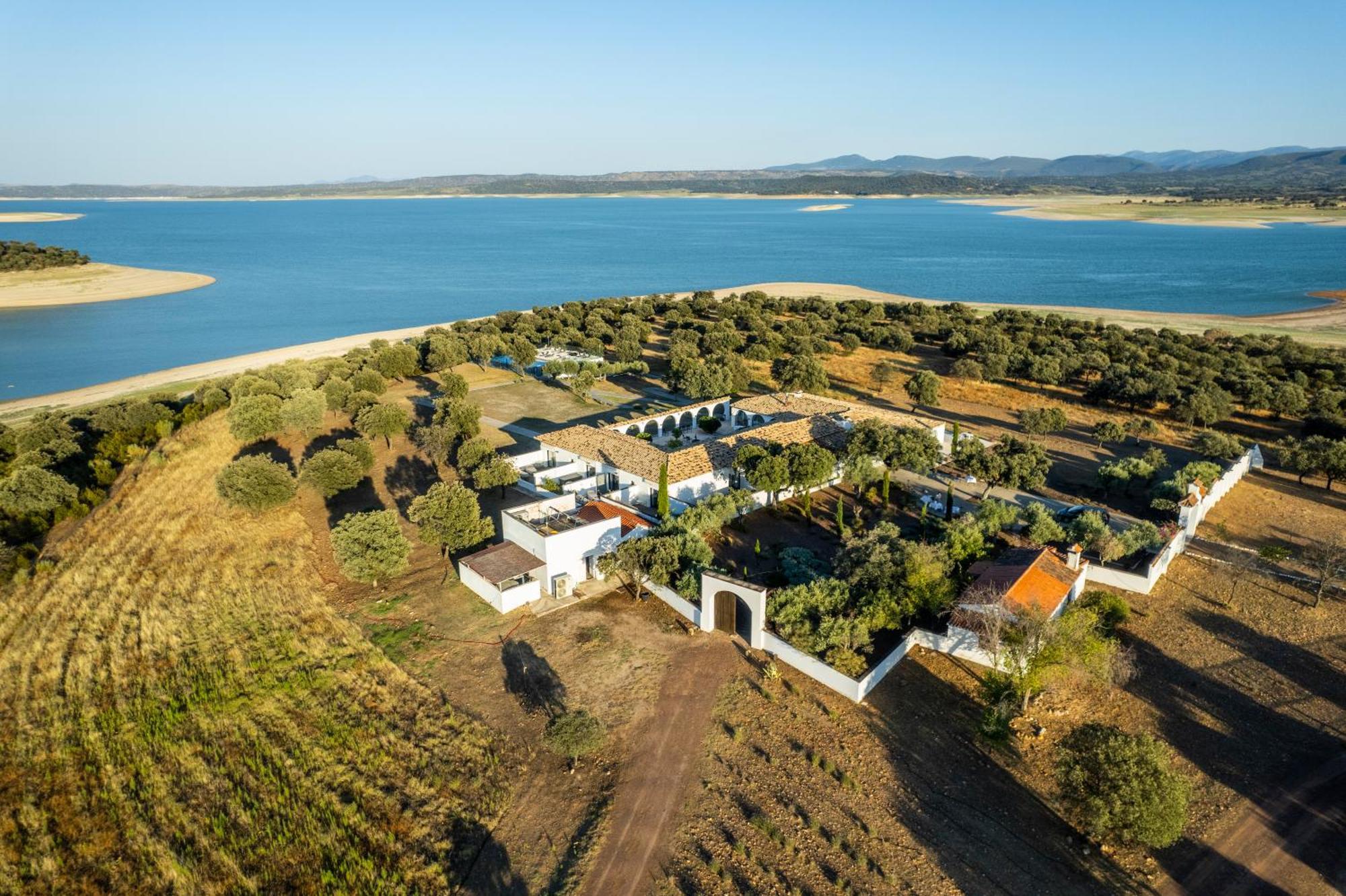 Finca Shenonkop Hotel Rural Navalmoral De La Mata Εξωτερικό φωτογραφία